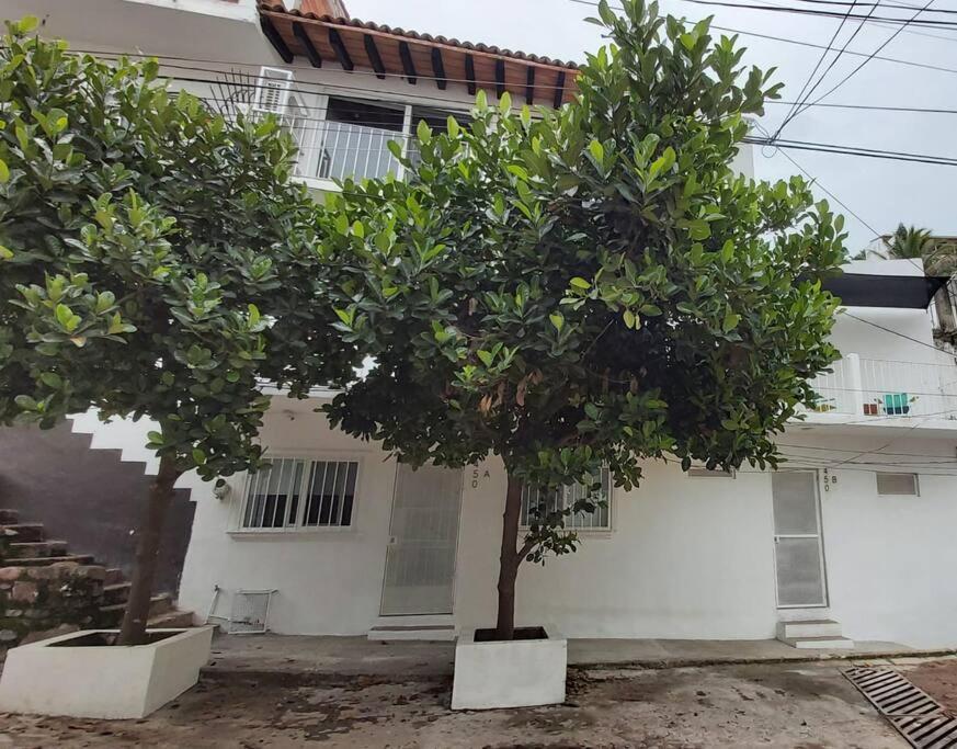 Studio Pulpito In The Charming Heart Of Downtown Pv 푸에르토 발라타 외부 사진